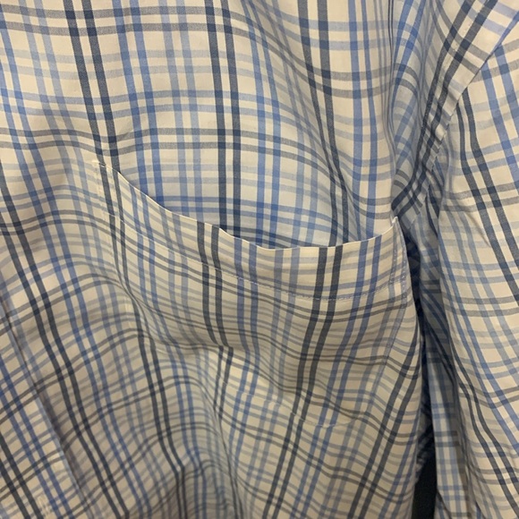 Vineyard Vines button down dress shirt - Picture 3 of 7